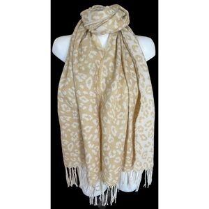 Steve Madden Wrap Scarf Cream Light Yellow Animal Print One Size 20" x 72"
